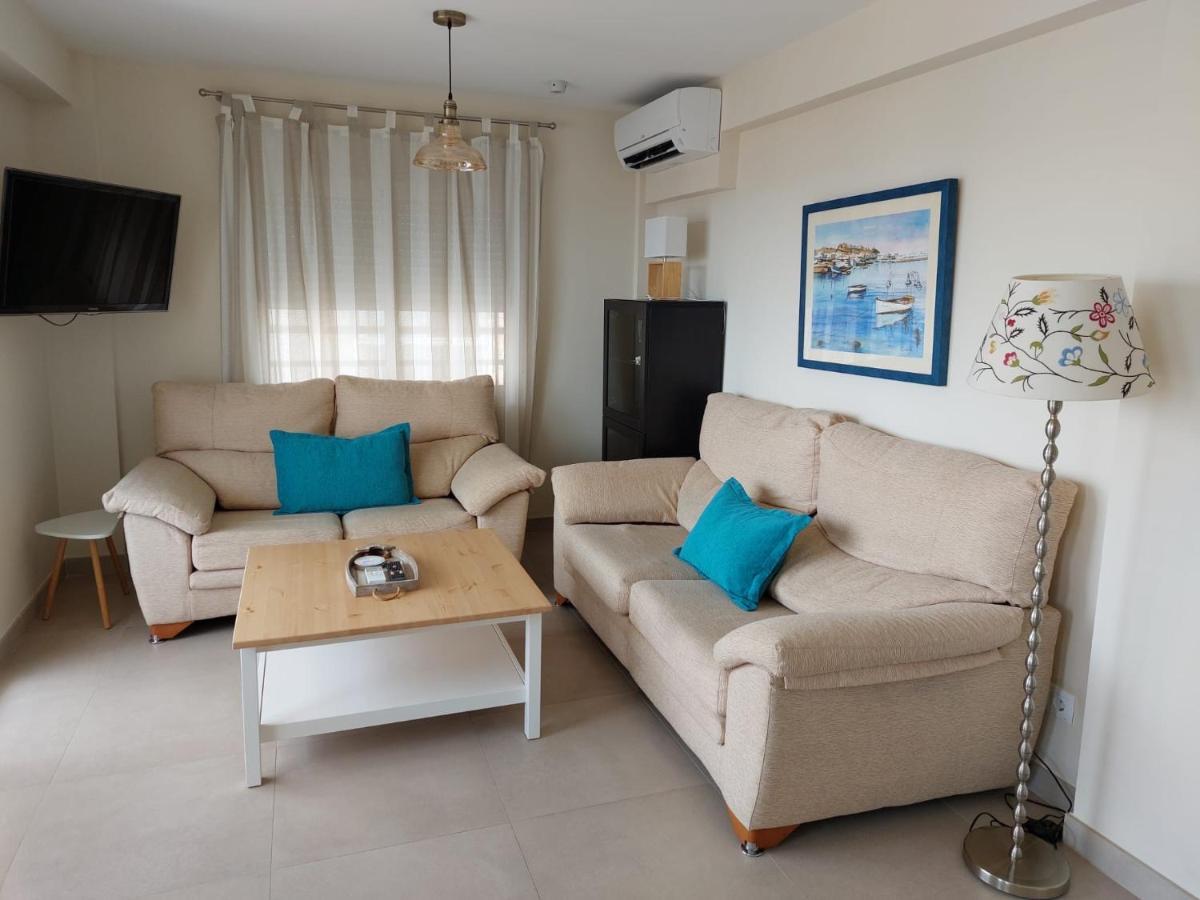 Apartamento Frente Al Mar En La Torrecilla Nerja Bagian luar foto