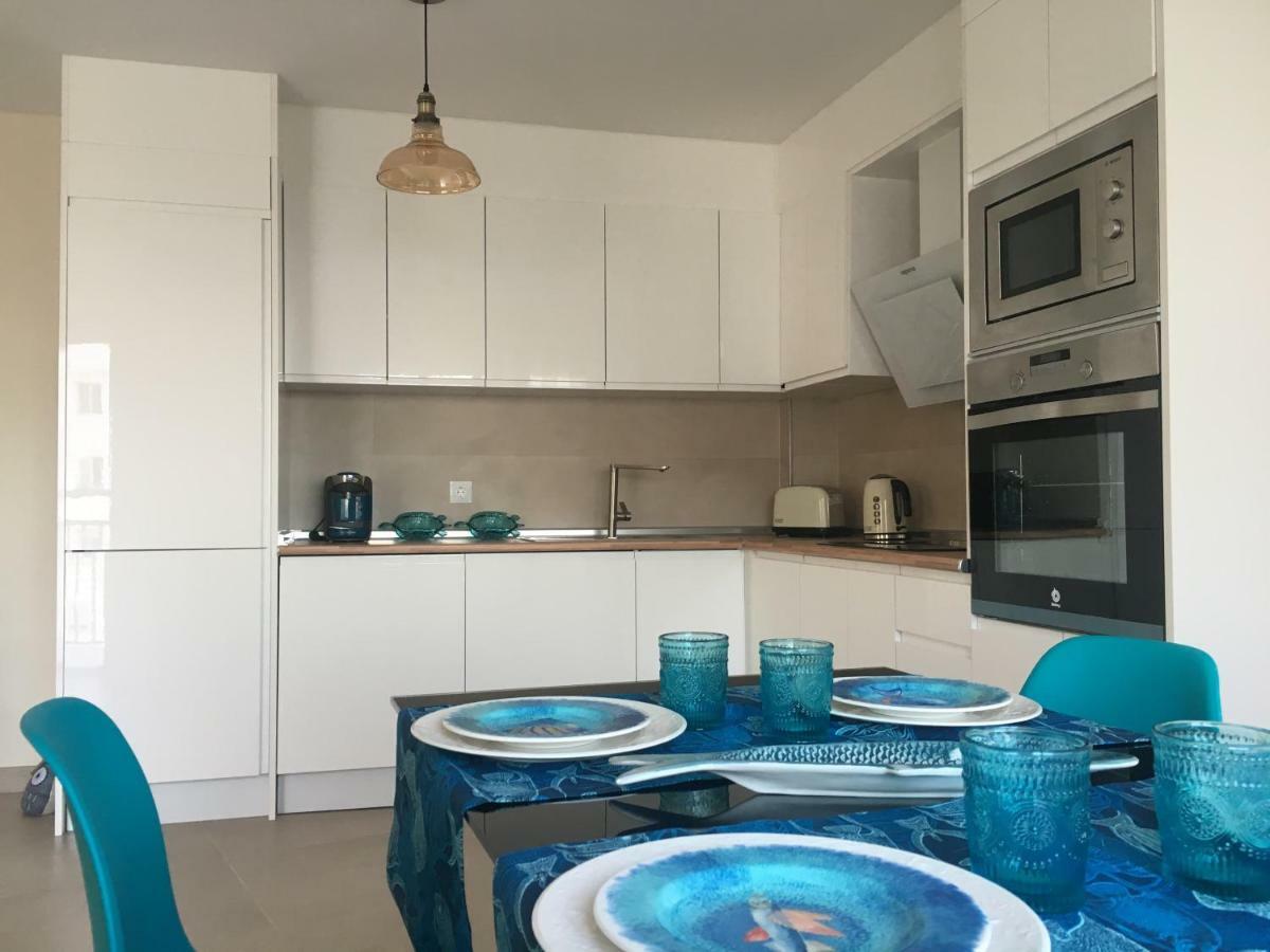 Apartamento Frente Al Mar En La Torrecilla Nerja Bagian luar foto
